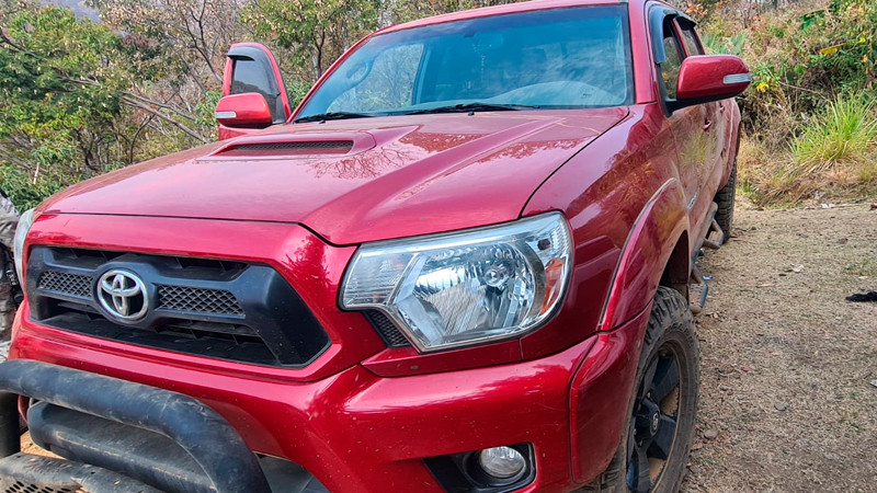 Aseguran y destruyen campamento clandestino en Uruapan, Michoacán