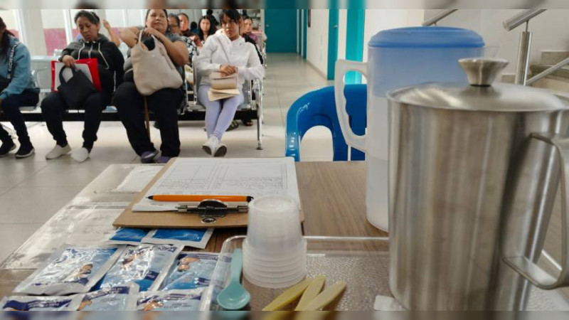 Centro de salud de Uruapan, Michoacán, cuenta con módulo de hidratación permanente 