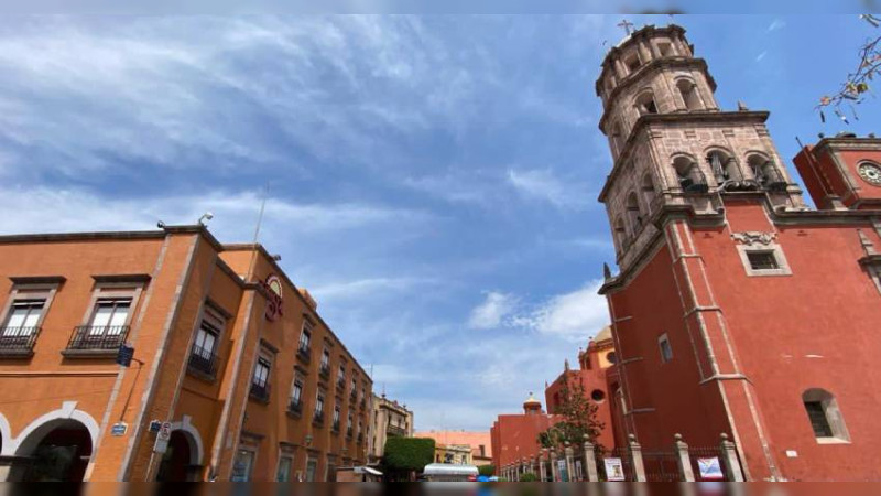 Propone Felifer Macías proyecto integral para ordenamiento y embellecimiento del Centro Histórico de Querétaro 