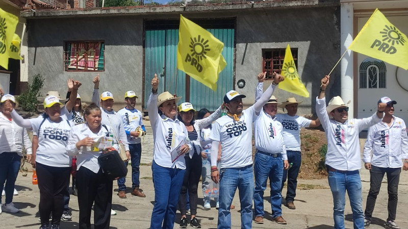 Julieta Gallardo va por seguir con el impulso al campo michoacano 