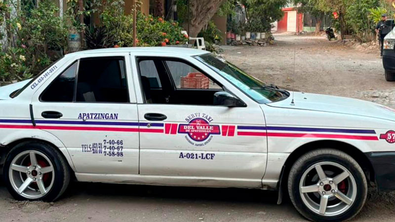 A tiros ultiman a taxista en Apatzingán, Michoacán  