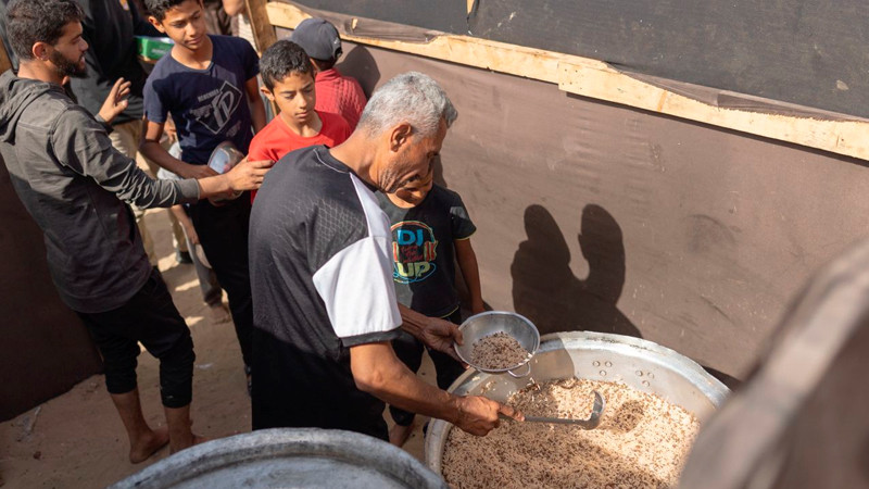 World Central Kitchen reanuda operaciones en Gaza, tras muerte de siete voluntarios 