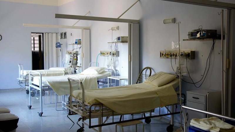 Sujeto se disfraza de médico y ataca a paciente en IMSS de Sinaloa 