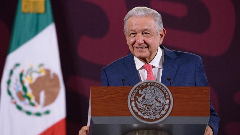 AMLO revela que sostuvo conversación con Joe Biden sobre el tema migratorio 