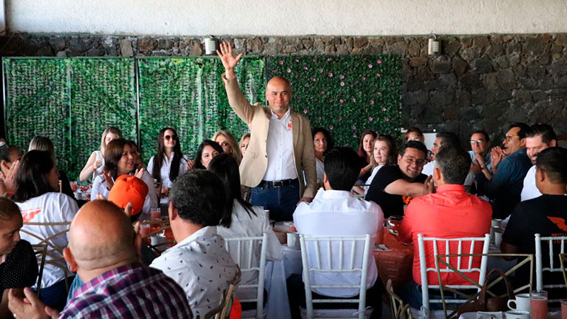 Héctor Ayala Morales prioriza deporte, seguridad vial y comercio en su propuesta para Morelia 