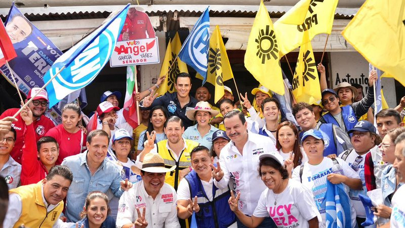 Recorre Lucy Meza calles de Cuernavaca, Morelos; asegura ella es el cambio 
