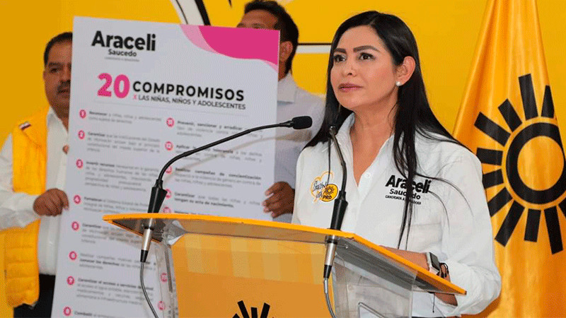 Firma Araceli Saucedo 20 compromisos por las niñas, niños y adolescentes 