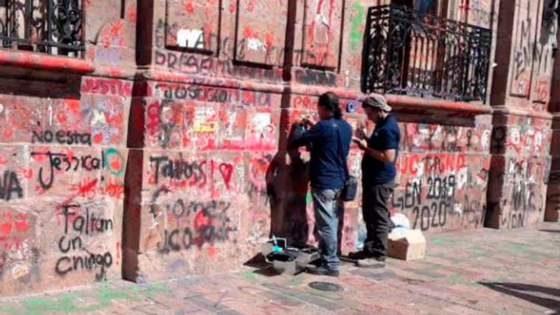 FGR investiga  daños en monumentos históricos de Morelia por marcha del 8M