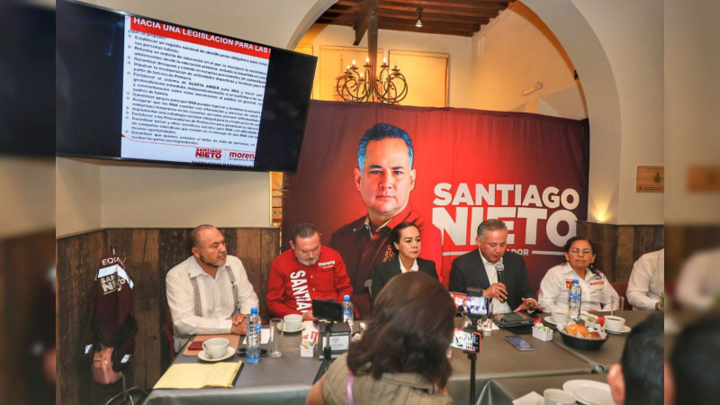Presenta Santiago Nieto Castillo propuestas para la niñez