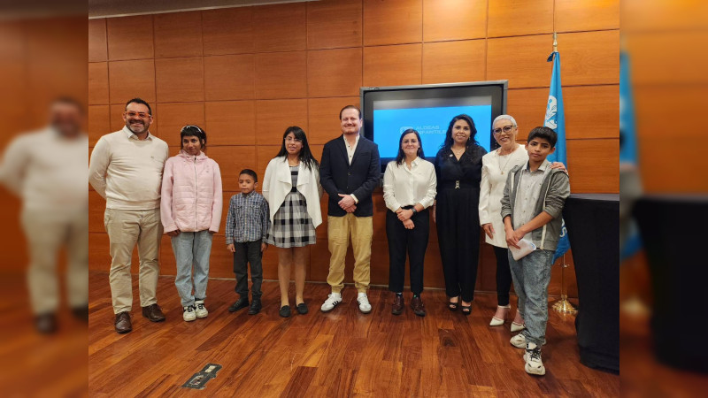 Niños y niñas presentan propuestas a los candidatos presidenciales