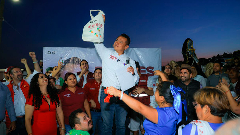 Torres Piña impulsará reconocimiento de colonias irregulares desde Palacio Municipal  