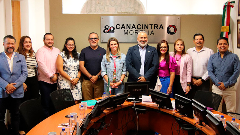 Daniela De Los Santos aborda temas clave con CANACINTRA Morelia 