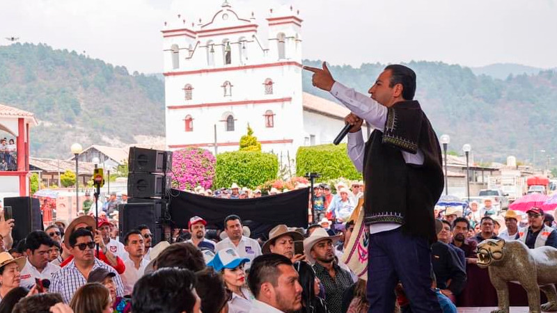 Sostiene Eduardo Ramírez diálogo por la economía de Chiapas 