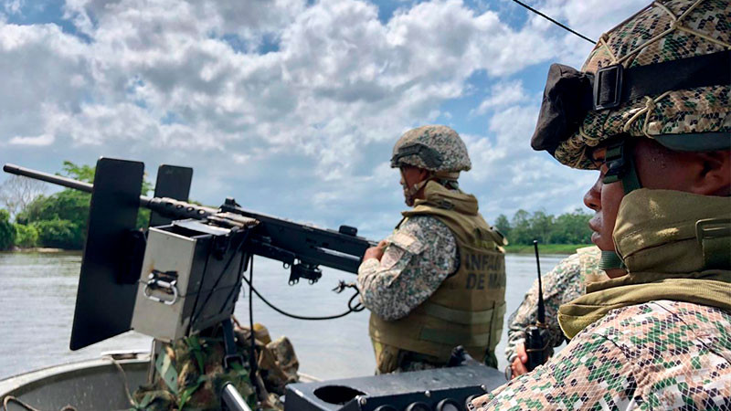 Petro denuncia robo de más de un millón de municiones de las bases militares de Colombia 
