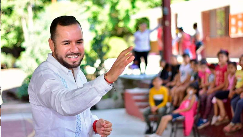 Trabajaré por infancias felices y libres de violencia: Reyes Galindo 