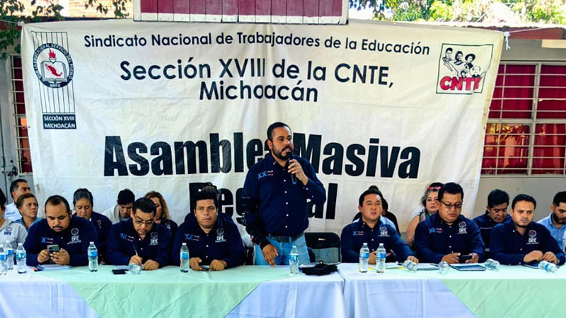 Trabajadores eventuales del sector educativo de Michoacán renuncian ante falta de pagos  
