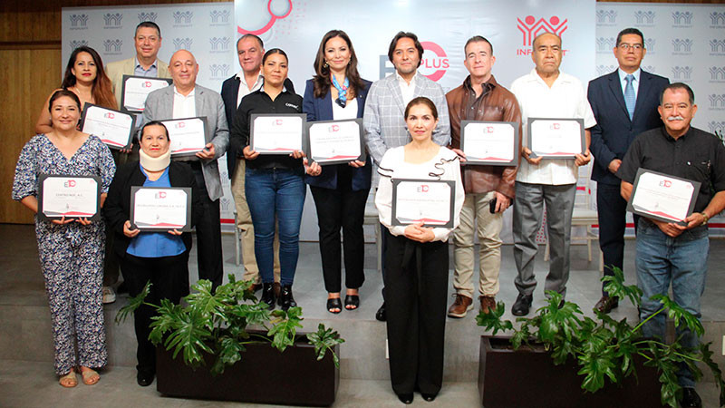 CANACO SERVYTUR Morelia recibe el reconocimiento “Empresas de 10 plus” 