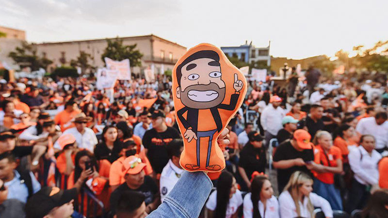 Jorge Álvarez también tiene muñequito: el Maynecito  