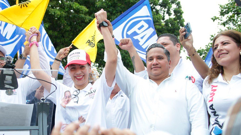 Acompaña Olga Luz Espinosa a ‘Paco’ Rojas, en su arranque de campaña 