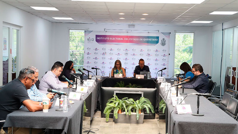 Publican información curricular 94% de candidaturas: IEEQ 