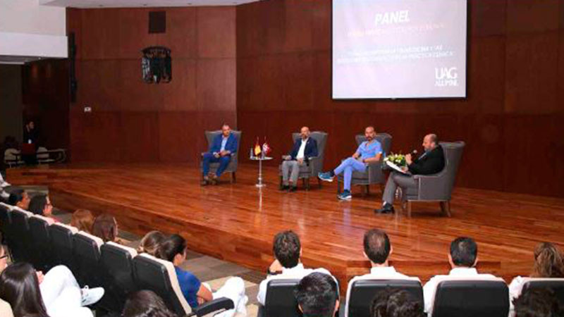 A pesar de la tecnología, el médico nunca debe olvidar el trato humano: especialistas 