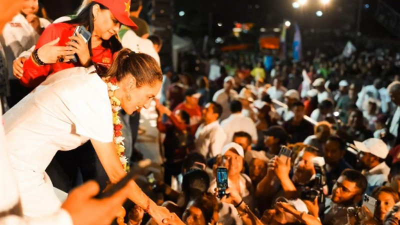 Claudia Sheinbaum descarta pedirle a Jorge Máynez declinar en su favor 