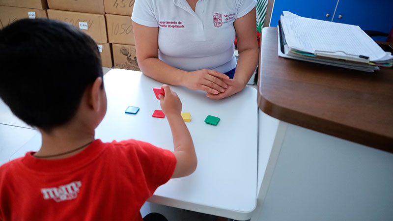 Atiende sector salud problemas de lenguaje en niñas y niños 