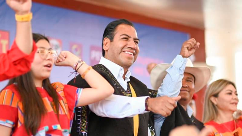 Eduardo Ramírez visita a la comunidad zoque, en Chiapas 
