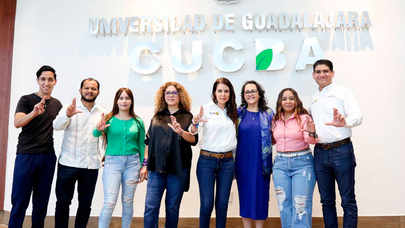 Laura Haro se compromete a hacer crecer la red universitaria  