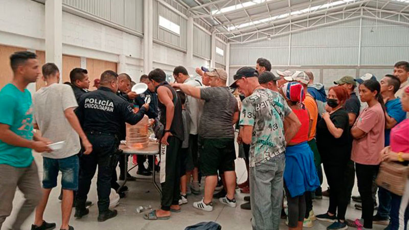 Policía de Chicoloapan rescata a 208 migrantes asiáticos y centroamericanos 