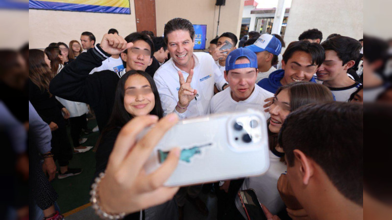 Más Centros Spot y becas de estudio con #AlfonsoX2