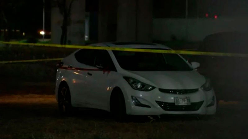 Localizan a estudiante muerta al interior de su auto en la UDG 