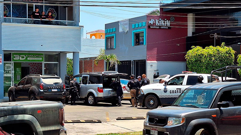 Detienen a un hombre armado en Uruapan, Michoacán 