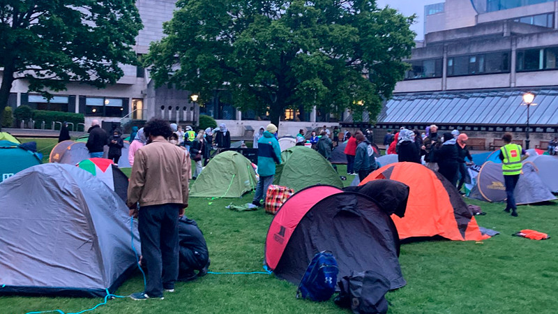 Ahora en Irlanda, estudiantes universitarios se manifiestan a favor de Palestina 