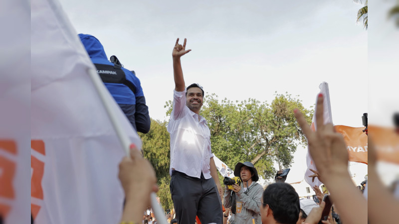 Álvarez Máynez denuncia campaña de desprestigio contra abanderado de MC