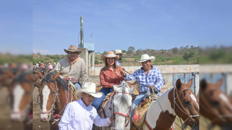 En Zacapu, cultura e identidad tendrán el reconocimiento y la promoción que se merecen: Mónica Valdez 