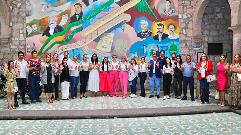 Recibe CANACO Morelia a candidatas de Tiempo por México 