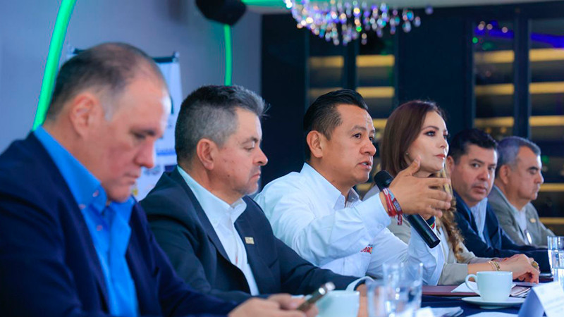 Torres Piña impulsa alianza con empresarios para reactivar economía en Morelia