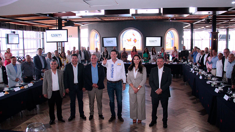 Recibe CCEEM a candidatos a la alcaldía de Morelia  