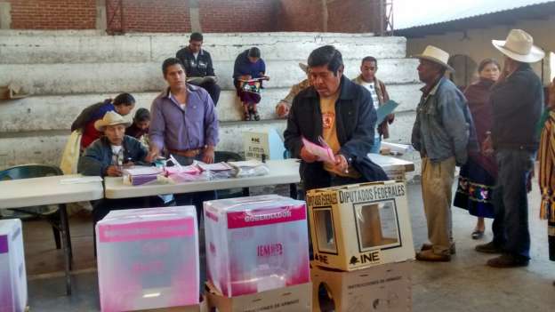 Se desarrollan en tranquilidad elecciones en Capacuaro, Michoacán - Foto 0 