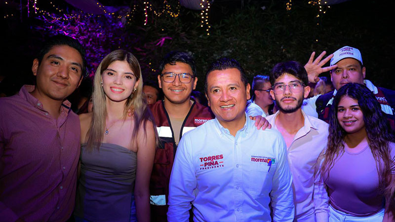 Torres Piña promete plataforma de desarrollo integral para jóvenes morelianos 