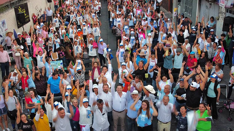 Familias completas de la Guadalupe, se vuelcan a favor de Alfonso
