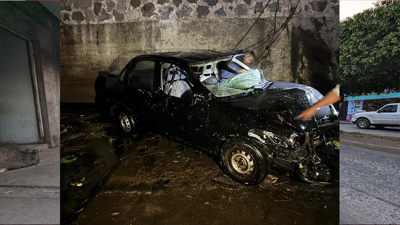 Accidentes de dos autos en Queréndaro, Michoacán, dejan una persona sin vida y cinco heridos