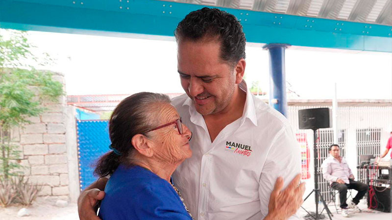 Se compromete Manuel Montes a apoyar a las mujeres de Colón, Querétaro 