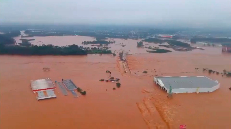 Inundaciones en Brasil suman 114 muertos, 146 desaparecidos y casi 2 millones de damnificados 