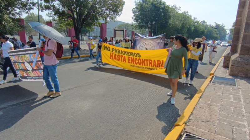 En el Día de las madres exigen la aparición con vida de su hijos 