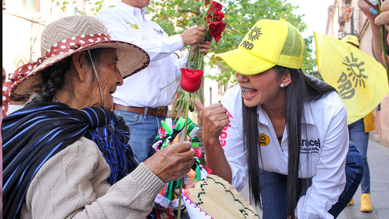 Reconoce Araceli Saucedo la importancia y valor de las madres michoacanas