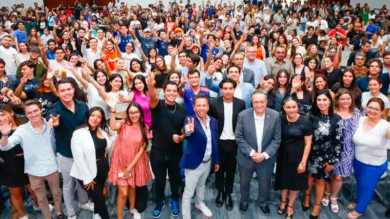 Presenta Pablo Lemus sus propuestas de emprendimiento y desarrollo económico 