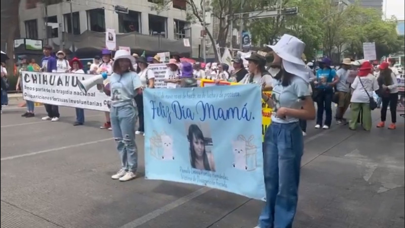 Hijos marchan por sus madres desaparecidas durante día conmemorativo 