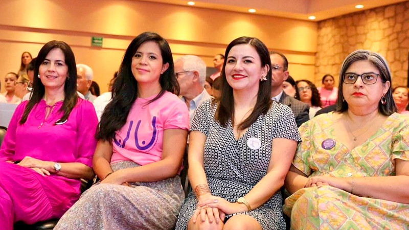 Trabajadoras de la educación contarán con sala de lactancia, en Michoacán 
